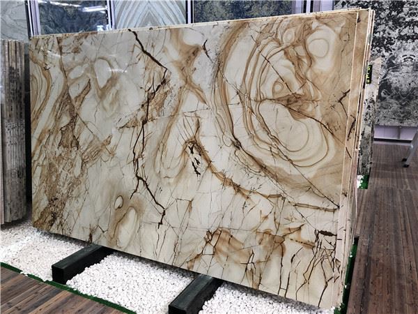 roma imperiale quartzite for background