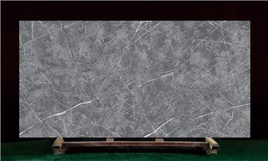 Fantasy kulrang kvarts