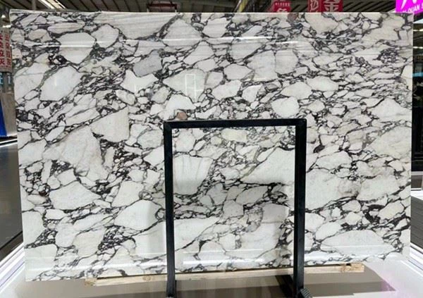Calacatta Corchia Marble polished