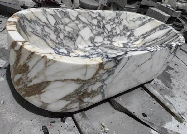 Arabescato Marble Bathtub